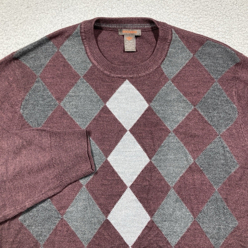 Dockers Sweater Mens XL Burgundy Gray Argyle Long Sleeve Pullover Preppy Office